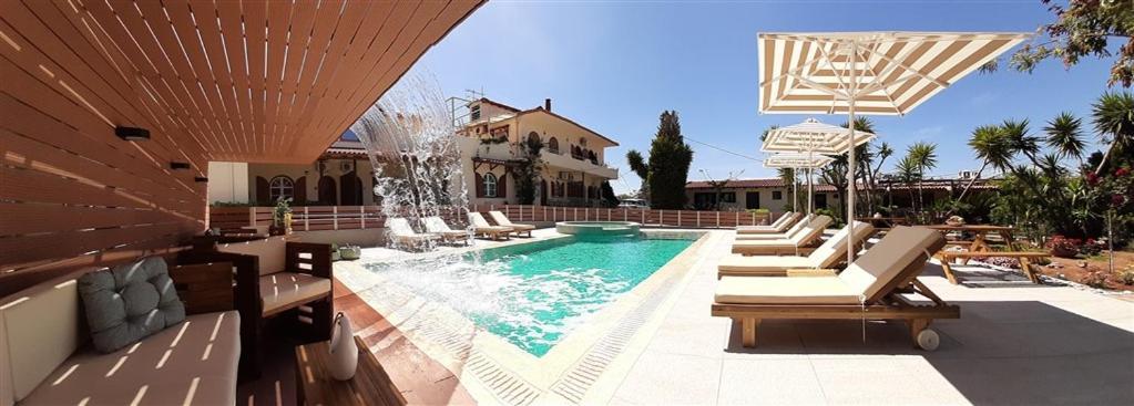 Athina Apartments Stoúpa Buitenkant foto